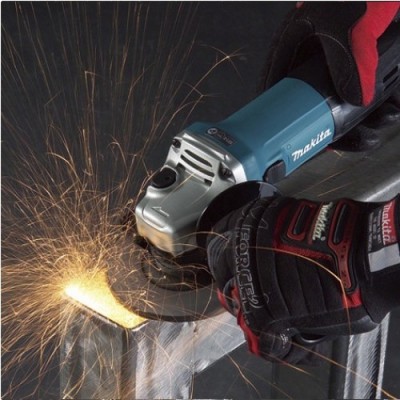 Болгарка MAKITA 9558HNG Болгарка MAKITA 9558HNG