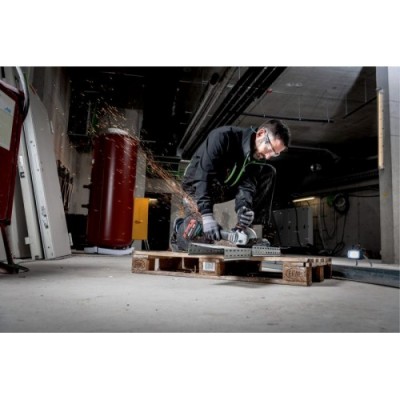 Аккумуляторная бесщеточная угловая шлифмашина (болгарка) Metabo WB 18 LTX BL 125 Quick + USB-флешка Metabo 8 Gb 638674000 (613077660)