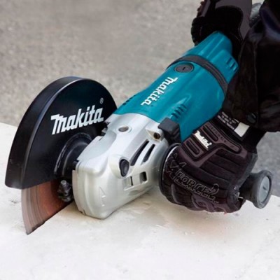 Болгарка MAKITA GA7020
