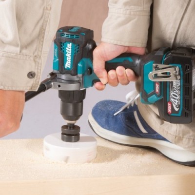 Аккумуляторный шуруповерт Makita XGT 40 V MAX DF001GZ (без АКБ и ЗУ)