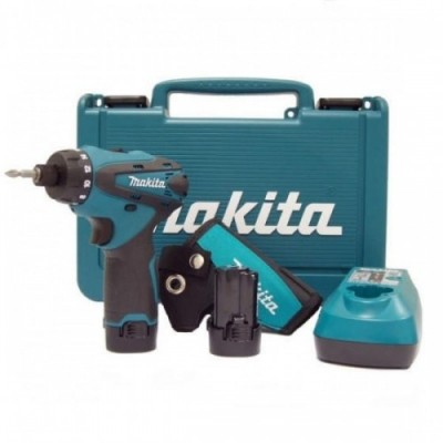 Аккумуляторный шуруповерт Makita DF 030 DWE