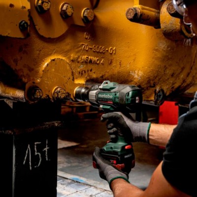 Акумуляторний ударний гайковерт Metabo SSW 18 LTX 1750 BL (18 В, без АКБ, 1750 Н*м) (602402840) Акумуляторний ударний гайковерт Metabo SSW 18 LTX 1750 BL (18 В, без АКБ, 1750 Н*м) (602402840)