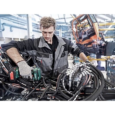 Аккумуляторный ударный гайковерт Metabo SSW 18 LTX 400 BL (602205500) (Бесплатная доставка) Аккумуляторный ударный гайковерт Metabo SSW 18 LTX 400 BL (602205500) (Бесплатная доставка)