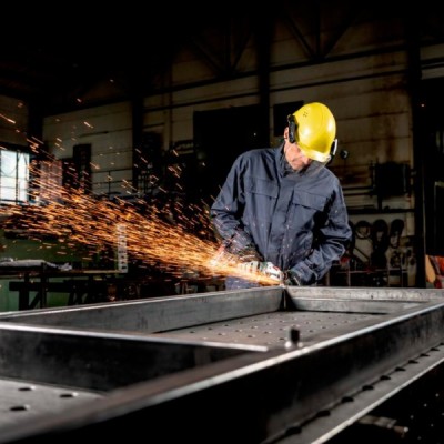 Акумуляторна безщіткова болгарка Metabo WB 18 LT BL 11-125 Quick (2х18 В, 8 А*год, 125 мм) (613054810)