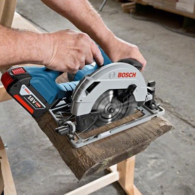 Аккумуляторная циркулярная пила Bosch GKS 18 V-LI Professional (060166H006)