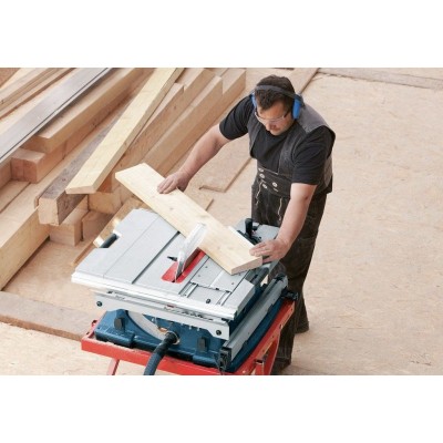 Циркулярна пила стаціонарна Bosch GTS 10 XC (0601B30400)