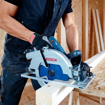 Акумуляторна циркулярна пилка Bosch GKS 18V-68 GC Professional у L-Boxx 238 з пиляльним диском Expert for Wood 190 мм (06016B5100)