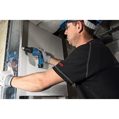 Аккумуляторный шуруповерт Bosch GTB 12 V-11 + з/у GAL 1230 CV + 2 x акб GBA 12V 2 Ah + чемодан L-boxx (06019E4000)