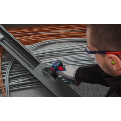 Акумуляторна кутова шліфувальна машина Bosch GWS 12V-76 + 1 x акумуляторна батарея GBA 12V 2.0Ah (0615990M3E)