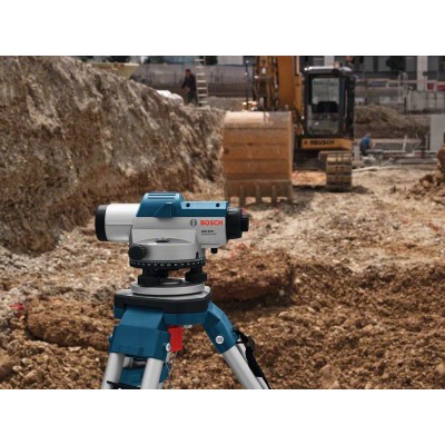 Оптический нивелир Bosch GOL 32 D + штатив BT 160 + линейка GR 500 + чемодан (0601068502)