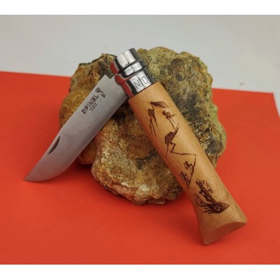Ніж Opinel №8 Engraved Hiking Sandvik 12C27 (002186) Ніж Opinel №8 Engraved Hiking Sandvik 12C27 (002186)