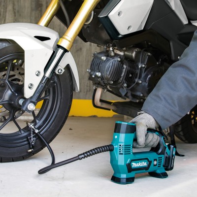 Акумуляторний компресор MAKITA MP100DZ Акумуляторний компресор MAKITA MP100DZ